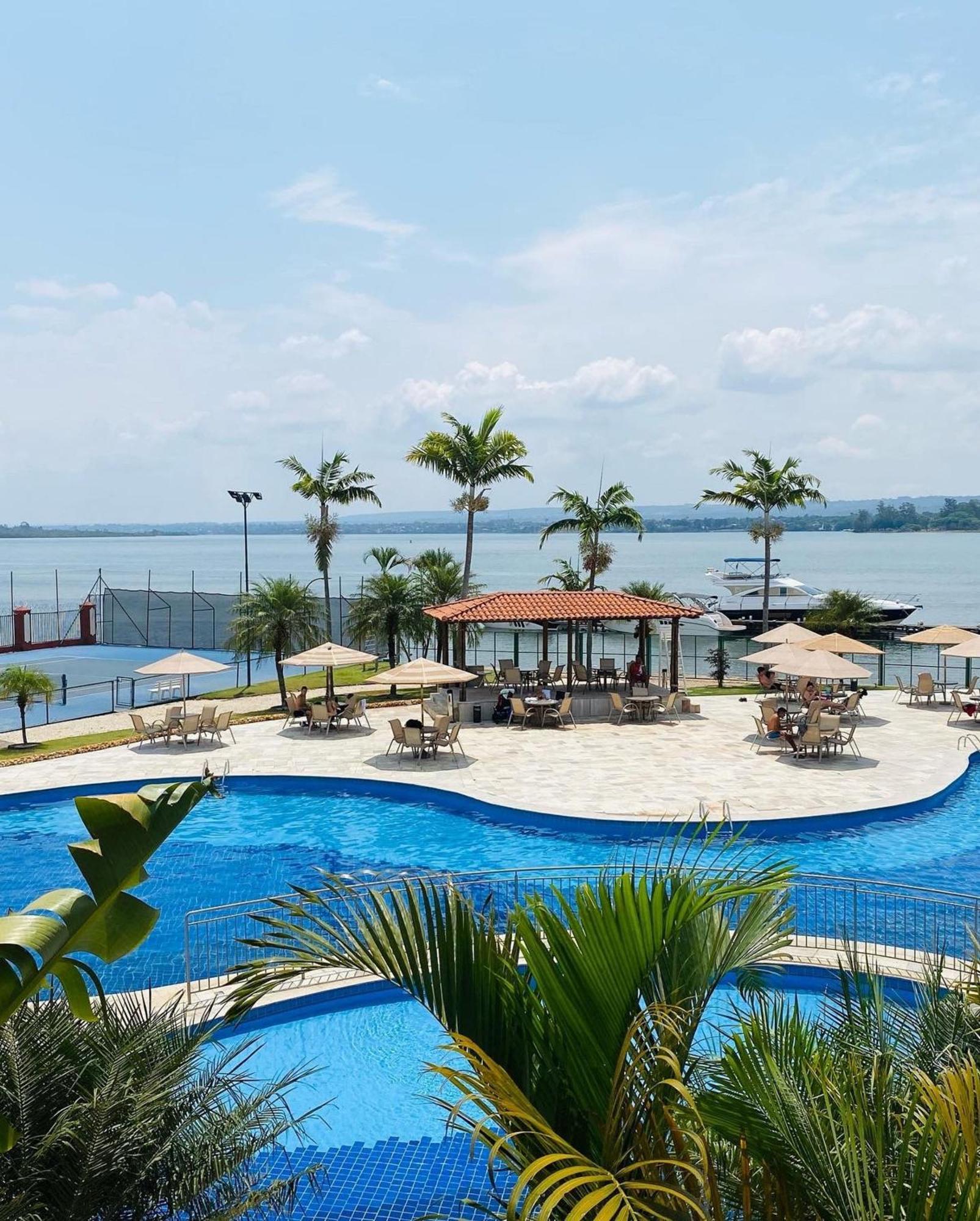Flat Beira Lago No Centro De Bsb Brasília Extérieur photo